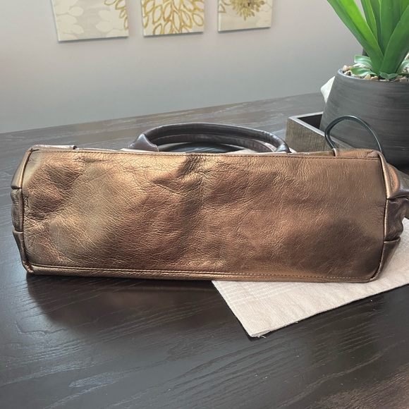 💯 authentic See by Chloe metallic day tripper leather two tone bag - Picture 3 of 16